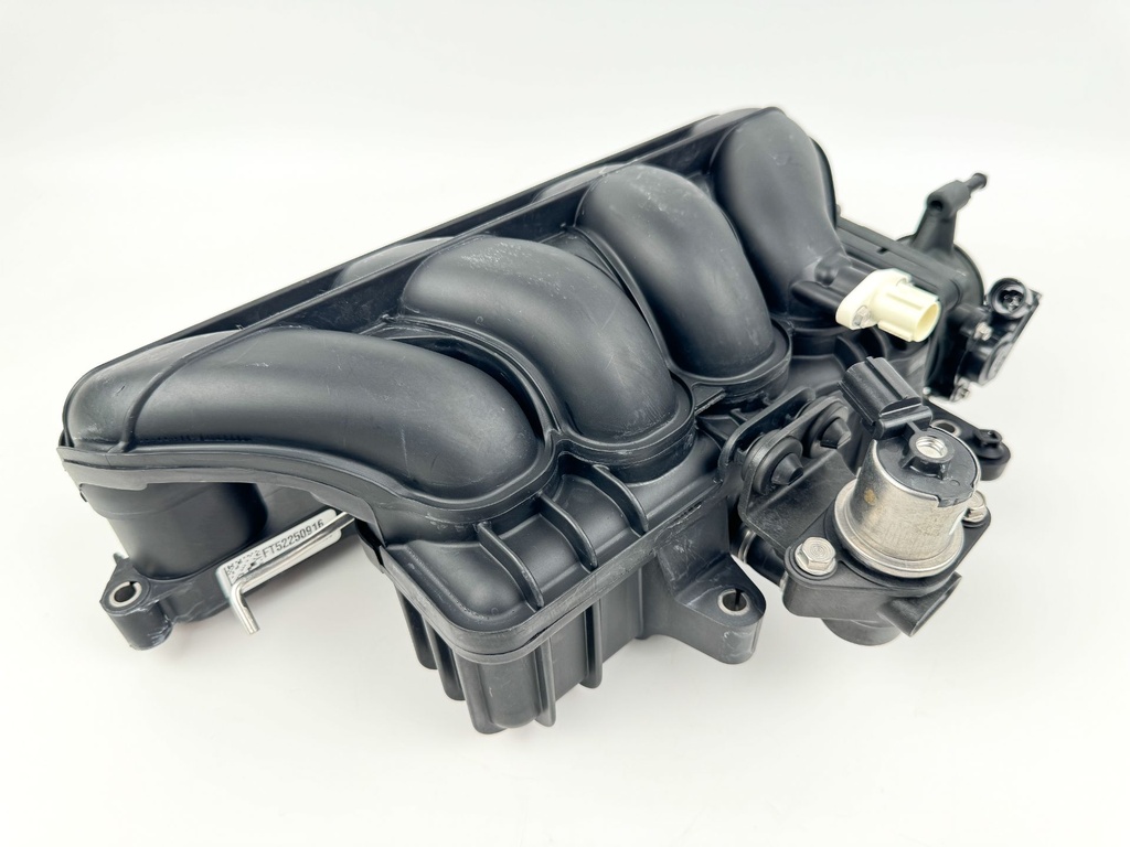 2015 Mercury 115 HP 4 Stroke Outboard Intake Manifold 8M0088066 OEM