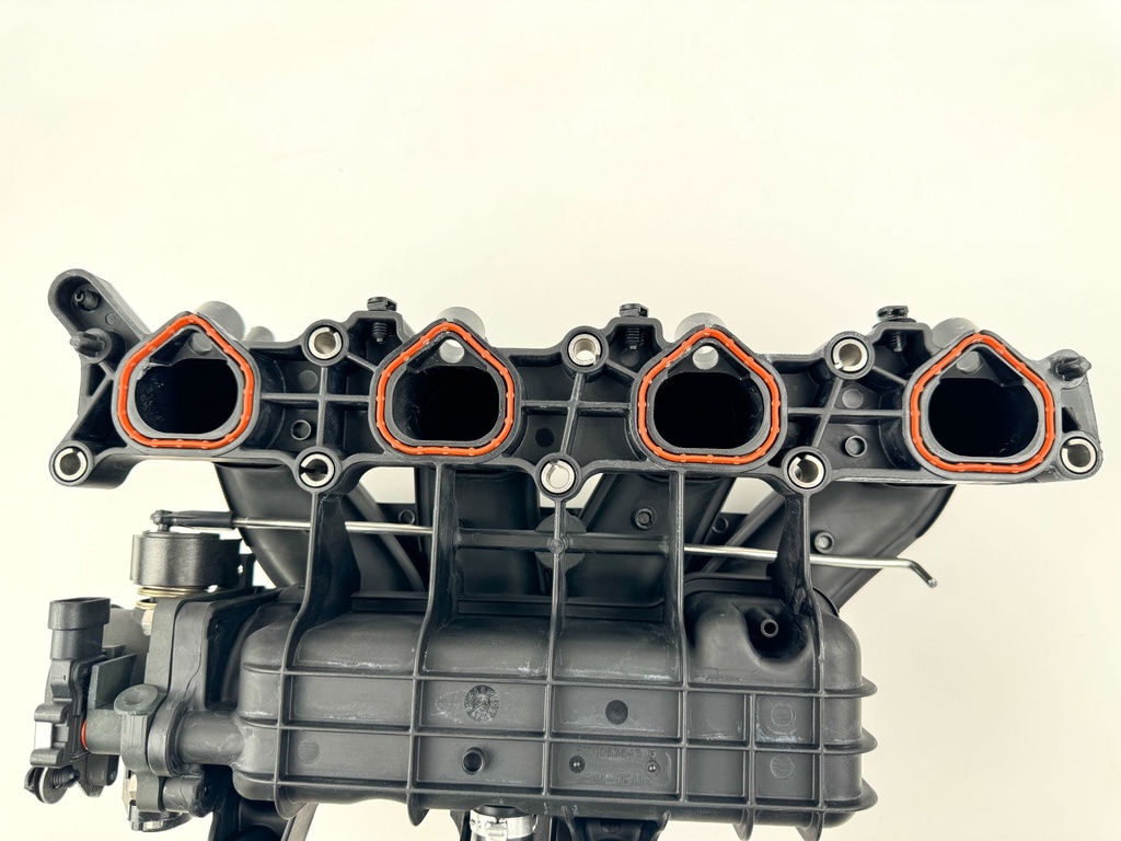 2015 Mercury 115 HP 4 Stroke Outboard Intake Manifold 8M0088066 OEM