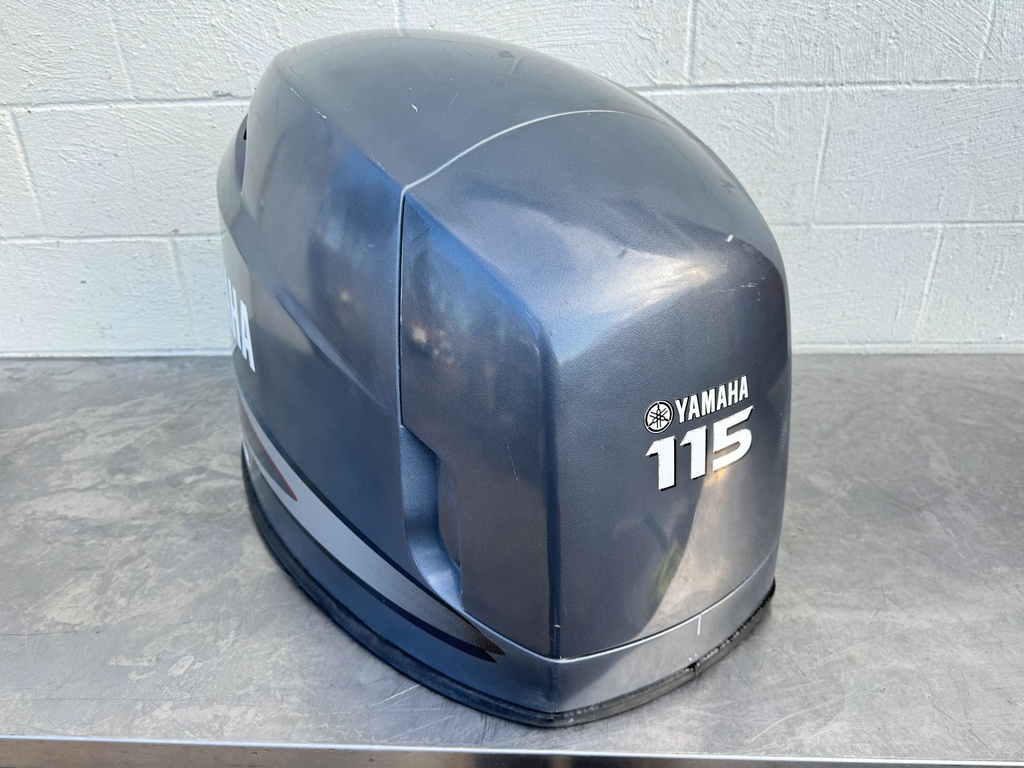 2005 Yamaha 115 HP 4 Stroke Outboard Top Cowling OEM
