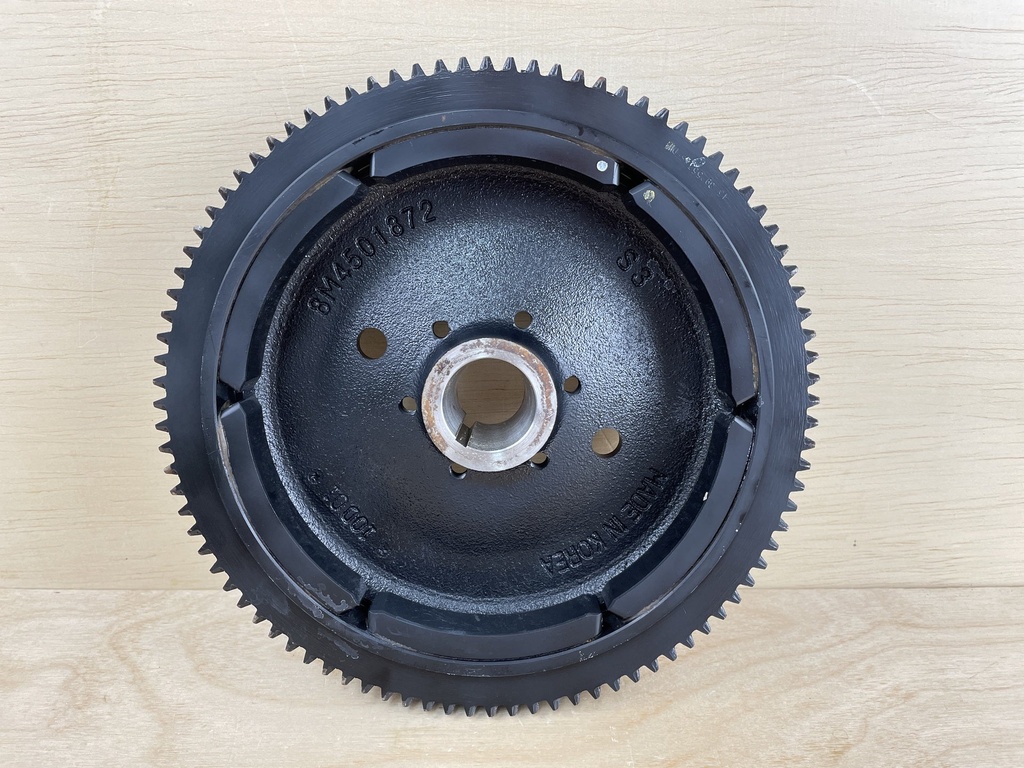 2010 Mercury 40HP 4 Stroke Outboard Flywheel Assembly 8M0118173