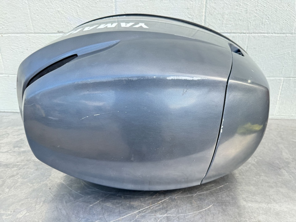 2005 Yamaha 115 HP 4 Stroke Outboard Top Cowling OEM