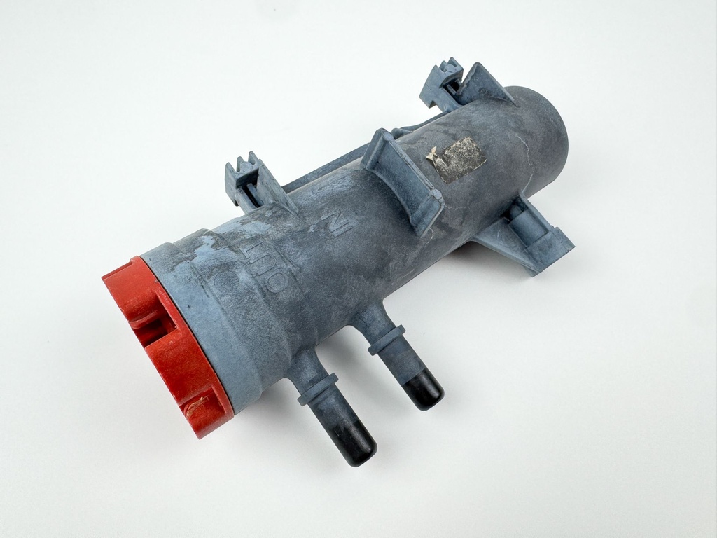 Mercury 135 - 300 HP Verado 4 Stroke Outboard Fuel Filter Assembly Housing 892242T