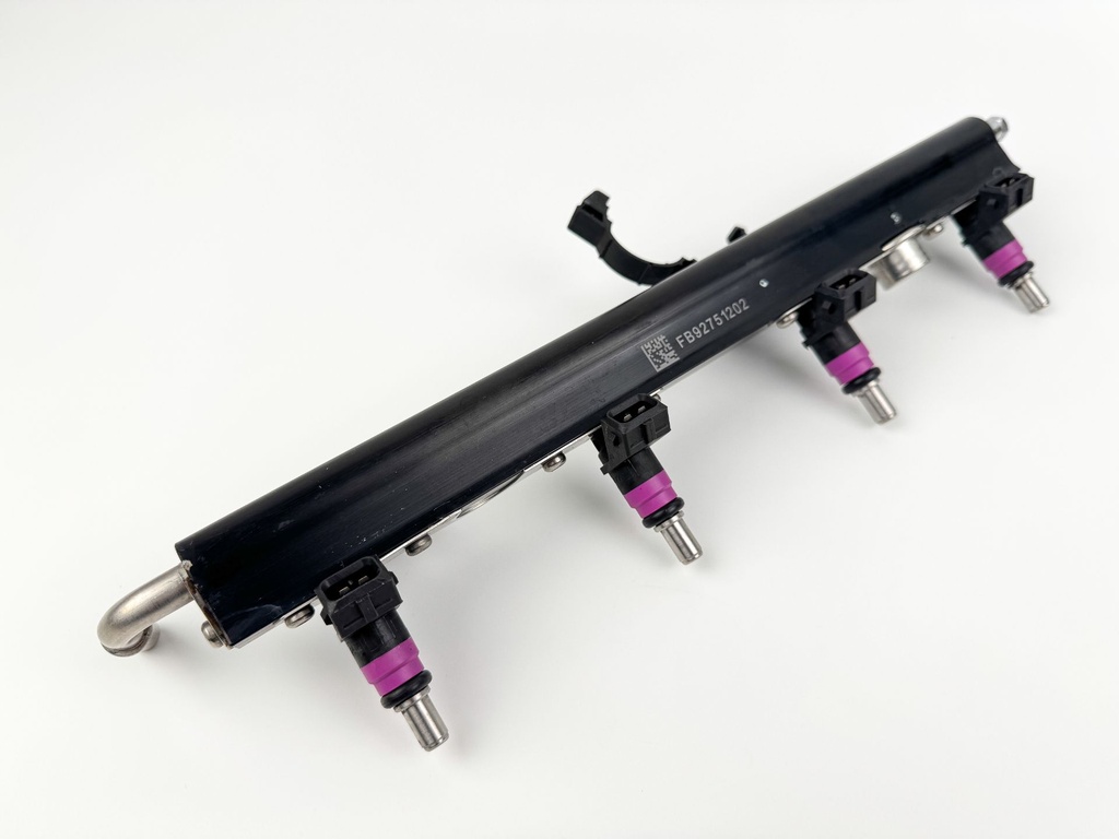 2009 Mercury 200 HP 4 Stroke Outboard Fuel Injector Set W/ Rail 8M0041571 OEM