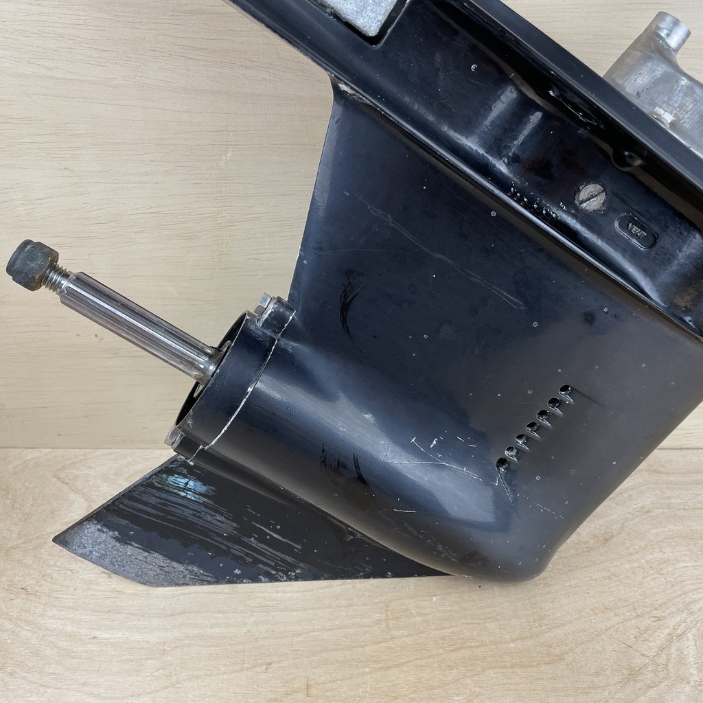 2010 Mercury 40HP 4 Stroke Outboard 20" L Lower Unit Gear Case Assembly 8M0086324