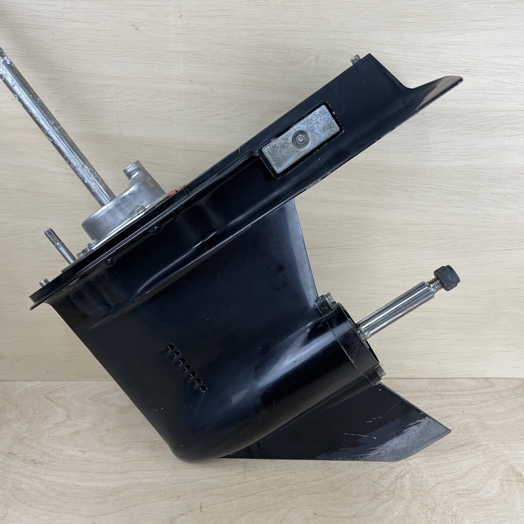 2010 Mercury 40HP 4 Stroke Outboard 20" L Lower Unit Gear Case Assembly 8M0086324