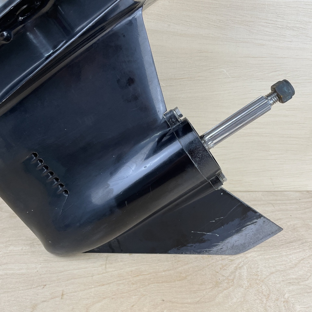 2010 Mercury 40HP 4 Stroke Outboard 20" L Lower Unit Gear Case Assembly 8M0086324