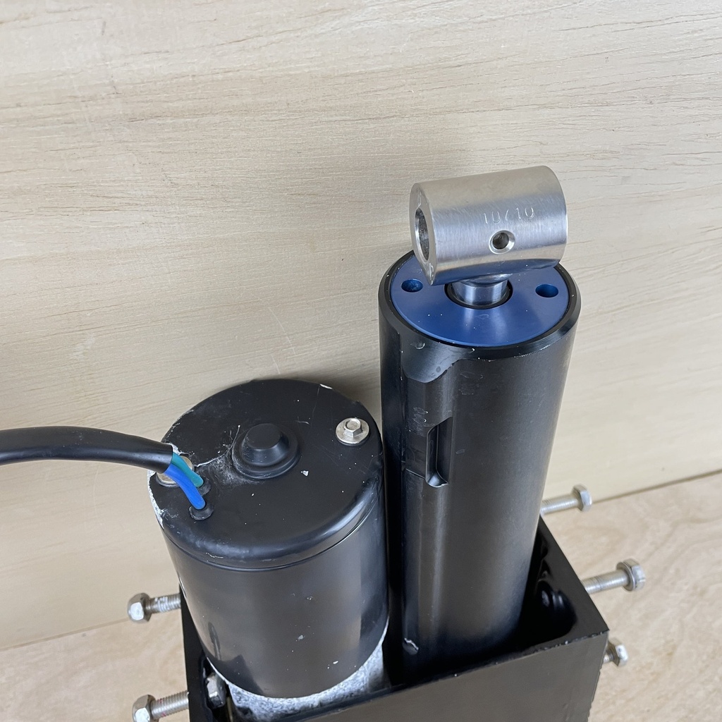 2010 Mercury 40HP Outboard Power Trim & Tilt Assembly 8M0055006