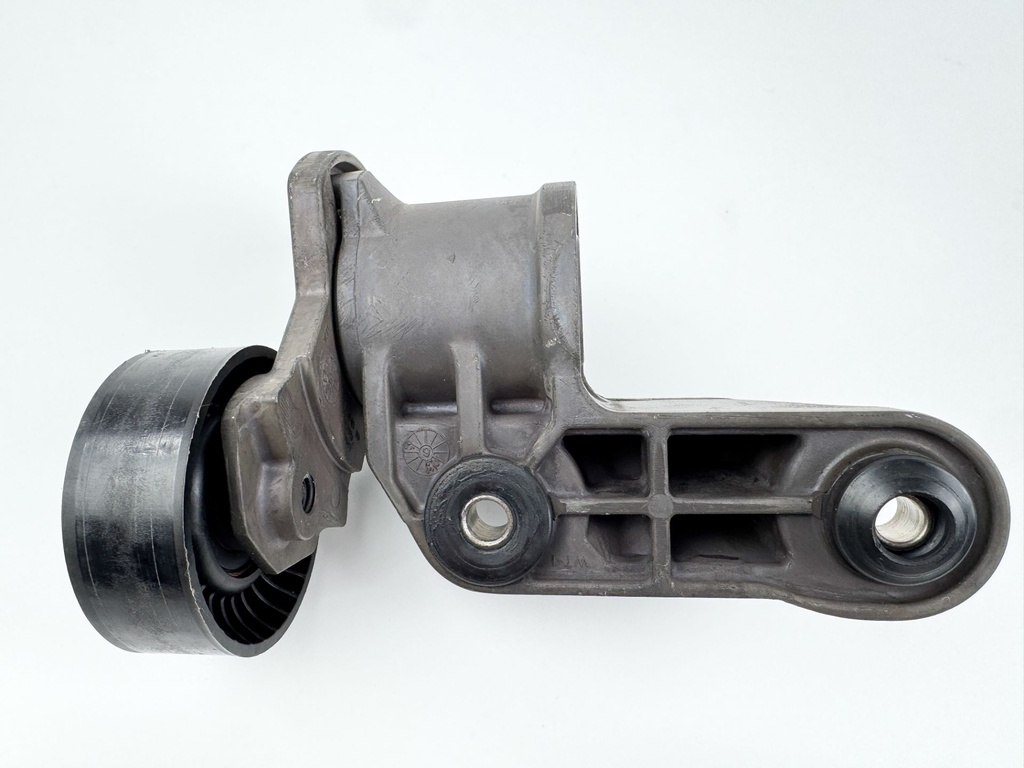 2007 Mercury 135 HP 4 Stroke Outboard Belt Tensioner 885349T05 OEM