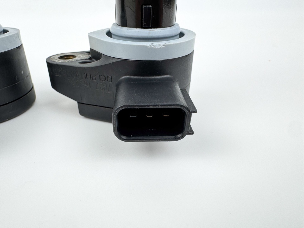 2007 Mercury 135 HP 4 Stroke Outboard Ignition Coil Set 880615T01 OEM