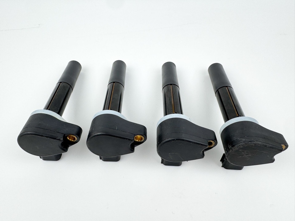 2007 Mercury 135 HP 4 Stroke Outboard Ignition Coil Set 880615T01 OEM