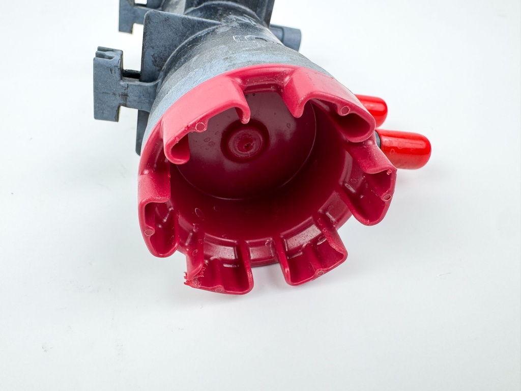 2007 Mercury 135 HP 4 Stroke Outboard Fuel Filter Assembly 892242T OEM