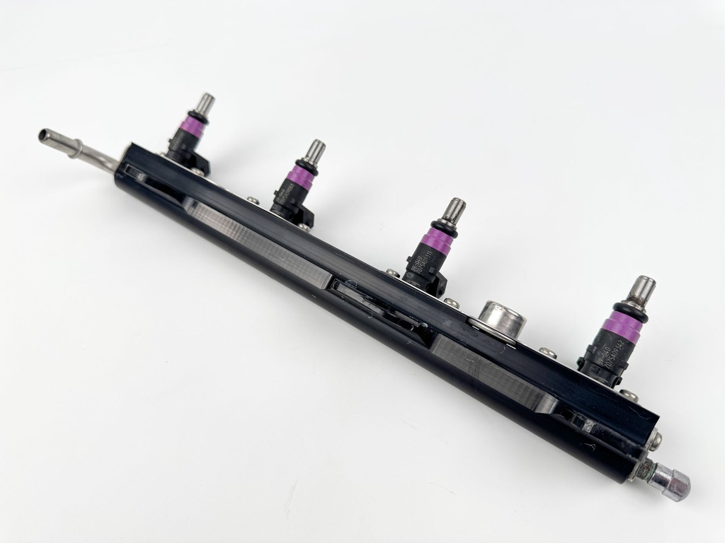 2007 Mercury 135 HP 4 Stroke Outboard Fuel Injector Set W/ Rail 8M0041571 OEM