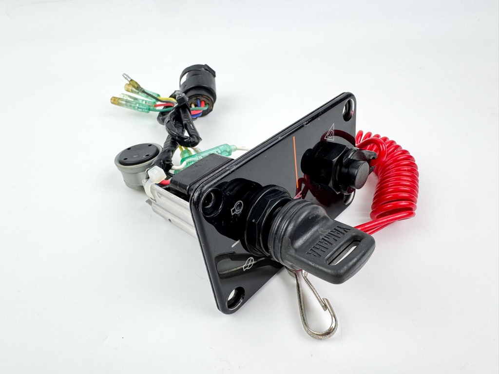 Yamaha Outboard Single Engine Key Switch W/ Key - Good Condition