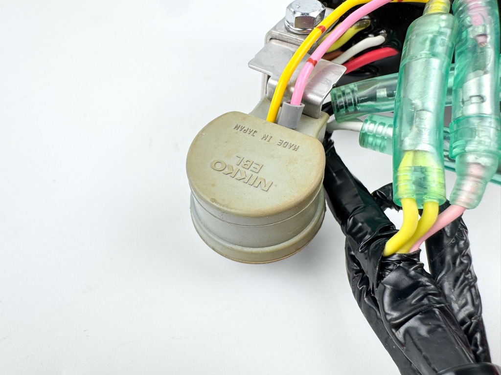 Yamaha Outboard Single Engine Key Switch W/ Key - Good Condition