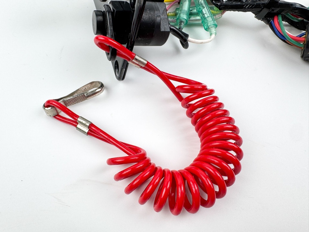 Yamaha Outboard Single Engine Key Switch W/ Key - Good Condition