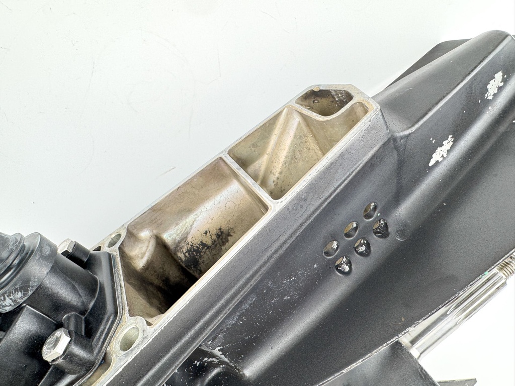 1993+ Evinrude Johnson 40 48 50 HP Outboard 20" Lower Unit Gear Case 0435280