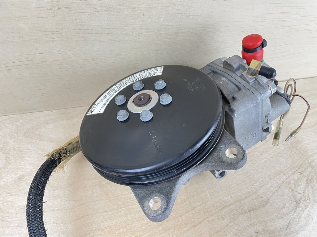 2003 Mercury 135HP Optimax 2.5L 2 Stroke DFI Air Compressor Assembly 8M0060053