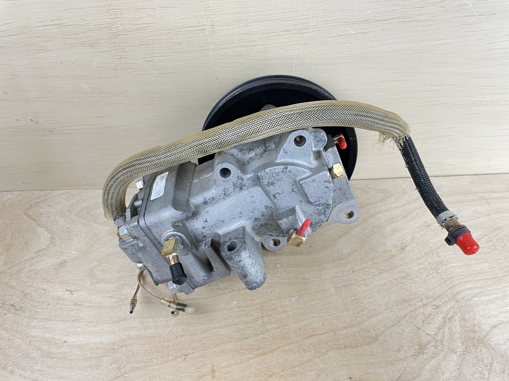 2003 Mercury 135HP Optimax 2.5L 2 Stroke DFI Air Compressor Assembly 8M0060053