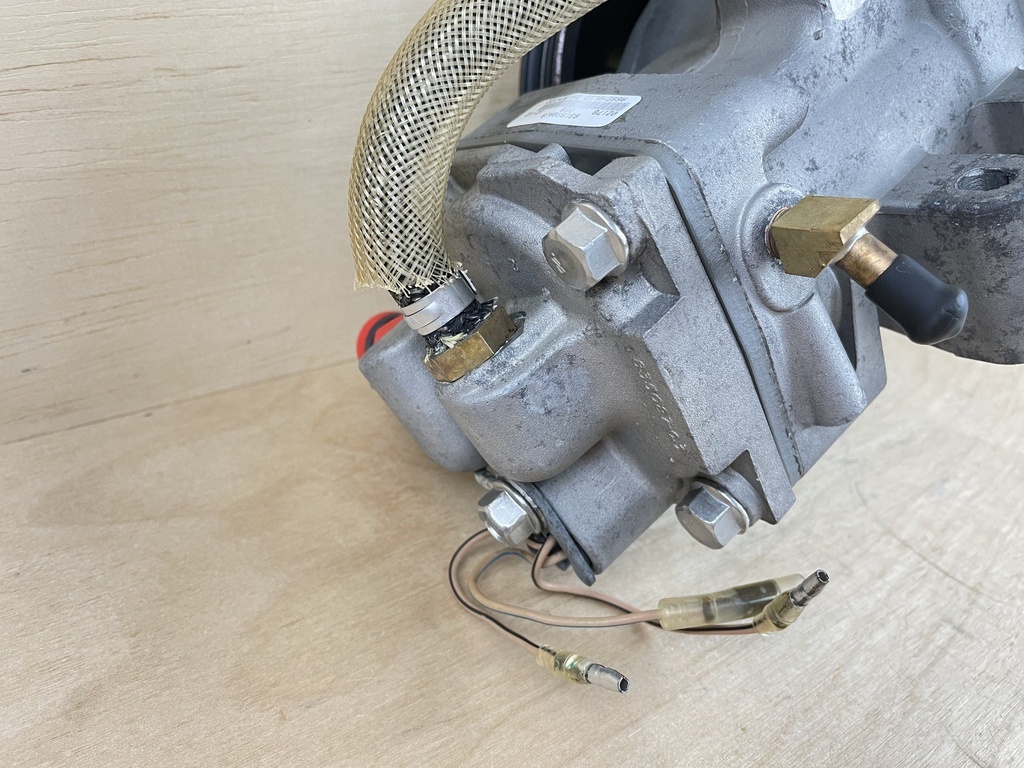 2003 Mercury 135HP Optimax 2.5L 2 Stroke DFI Air Compressor Assembly 8M0060053