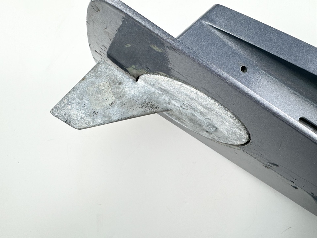 1996-2005 Yamaha 150 175 200 HP 2 Stroke 25" XL Lower Unit Gear Case 64E-45300-24-8D