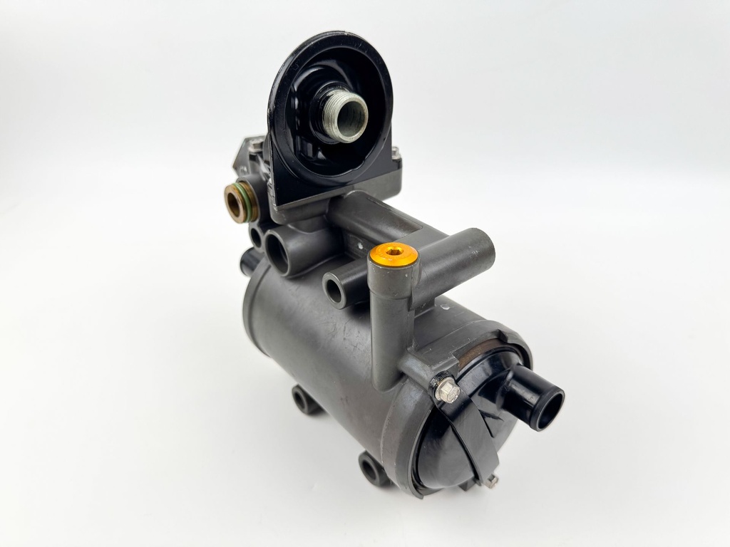 2007 Mercury 135 HP 4 Stroke Outboard Integrated Oil Cooler Module 892801T01 OEM