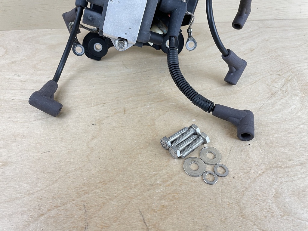 2003 Mercury 135HP Optimax 2 Stroke Outboard Engine Ignition Coil Set 856991A1