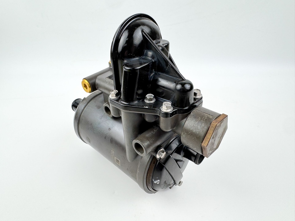 Mercury 135 150 175 HP L4 Verado Oil Cooler Assembly 892801T01