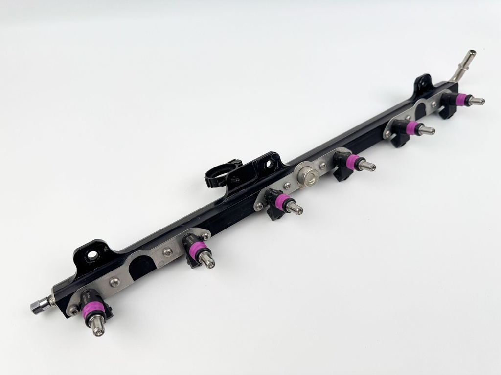 2012 Mercury 300 HP 4 Stroke Outboard Fuel Injector Set W/ Rail 8M0041571 OEM