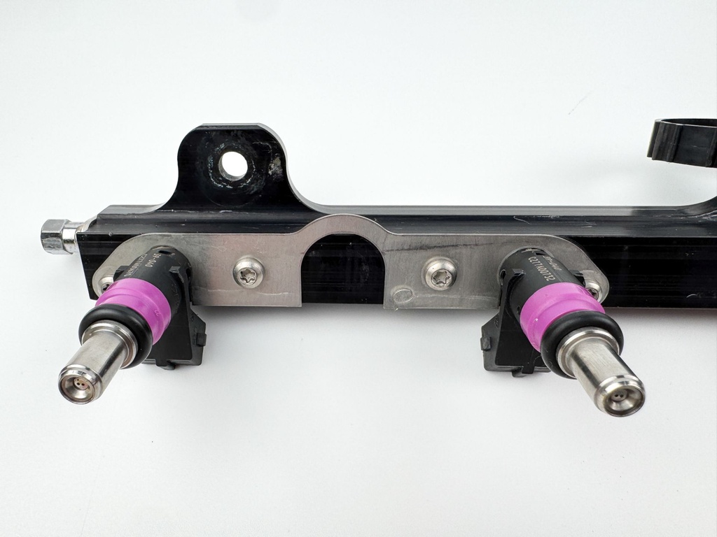 2012 Mercury 300 HP 4 Stroke Outboard Fuel Injector Set W/ Rail 8M0041571 OEM