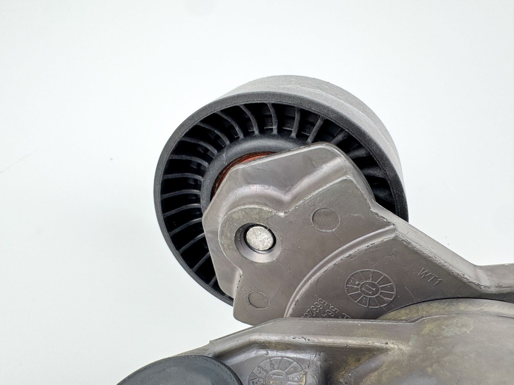 2012 Mercury 300 HP 4 Stroke Outboard Belt Tensioner 885349T05 OEM