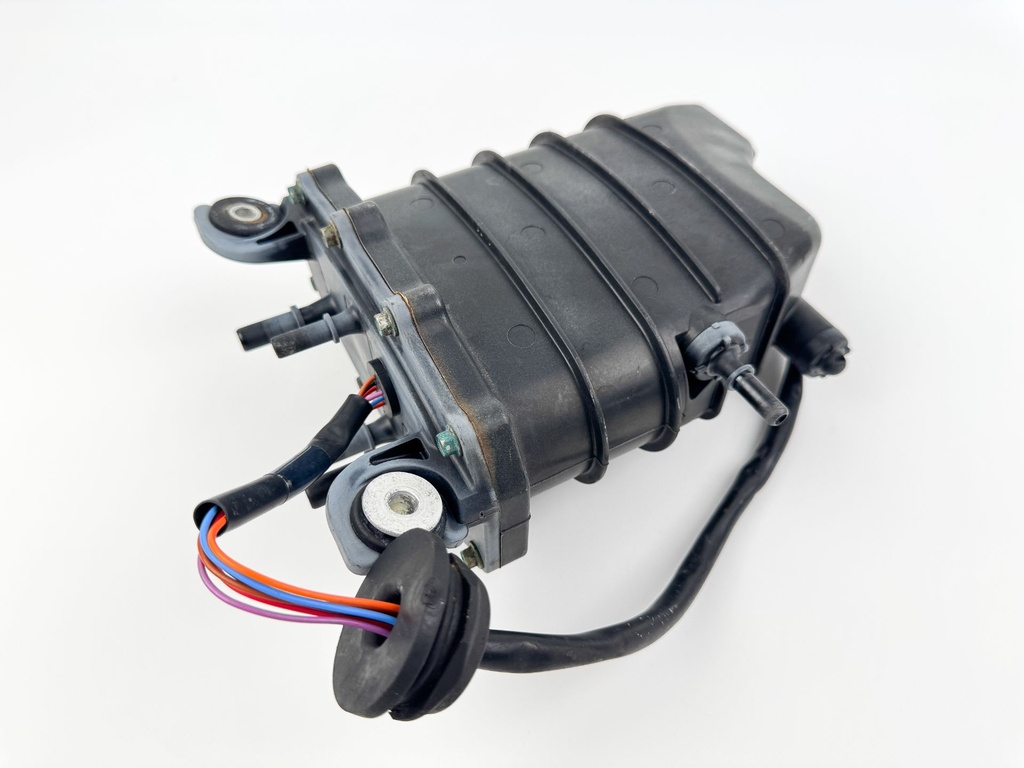 2012 Mercury 300 HP 4 Stroke Outboard FSM Fuel Supply Module 880596T10 OEM