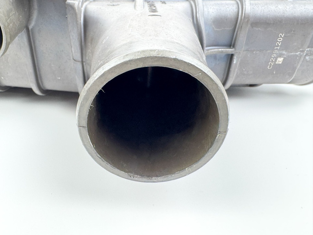 2012 Mercury 300 HP 4 Stroke Outboard CAC Charge Air Cooler 8M0092408 OEM