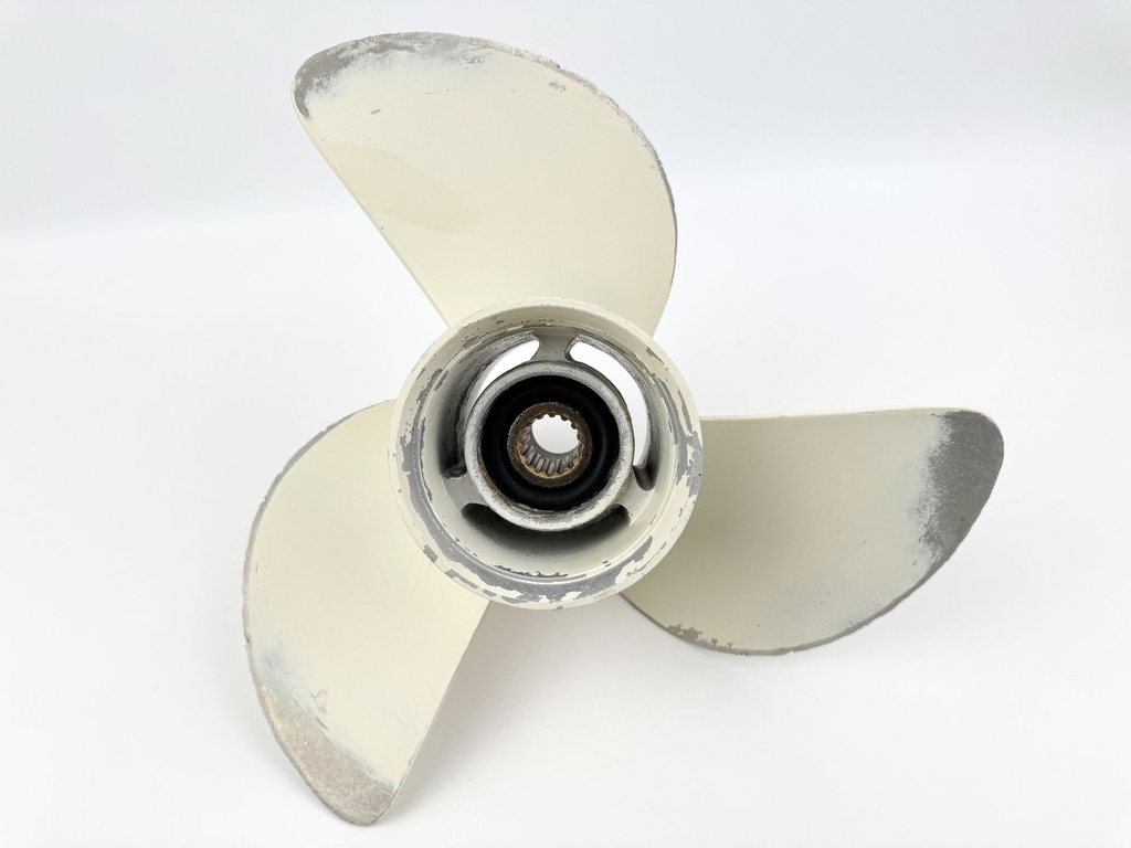 1999 Yamaha 50 HP 4 Stroke Outboard Propeller 13 1/2" x 15P OEM