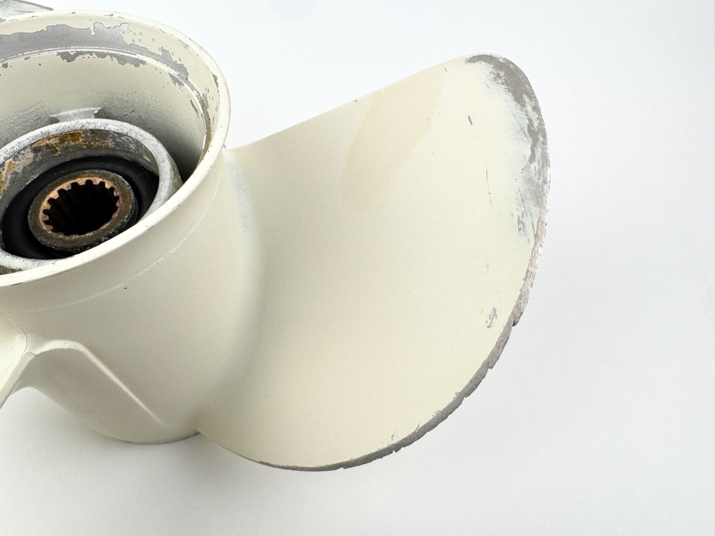 1999 Yamaha 50 HP 4 Stroke Outboard Propeller 13 1/2" x 15P OEM