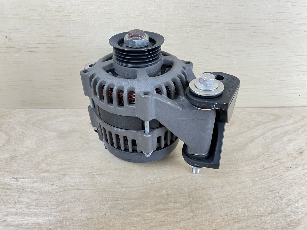 2003 Mercury 135HP Optimax 2 Stroke Outboard Alternator Assembly 881248T