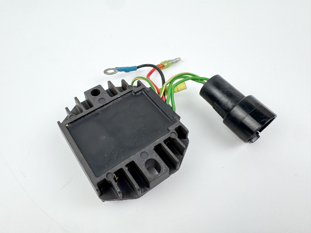 96-00 Yamaha 50HP 4 Stroke Outboard Rectifier Regulator Assembly 62Y-81960-00-00