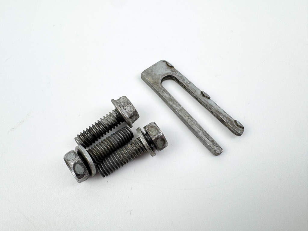 1999 Yamaha 50 HP 4 Stroke Outboard Cable Cover Plate 62Y-42738-01-5B OEM