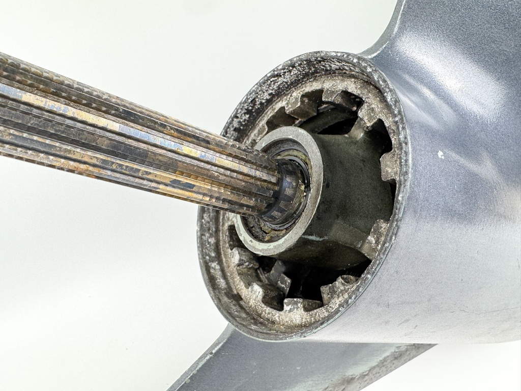 96-00 Yamaha 50HP 4 Stroke Outboard 20" Lower Unit Gear Case Assembly 64J-45300-12-4D