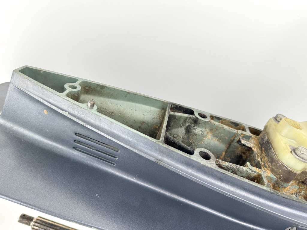 96-00 Yamaha 50HP 4 Stroke Outboard 20" Lower Unit Gear Case Assembly 64J-45300-12-4D