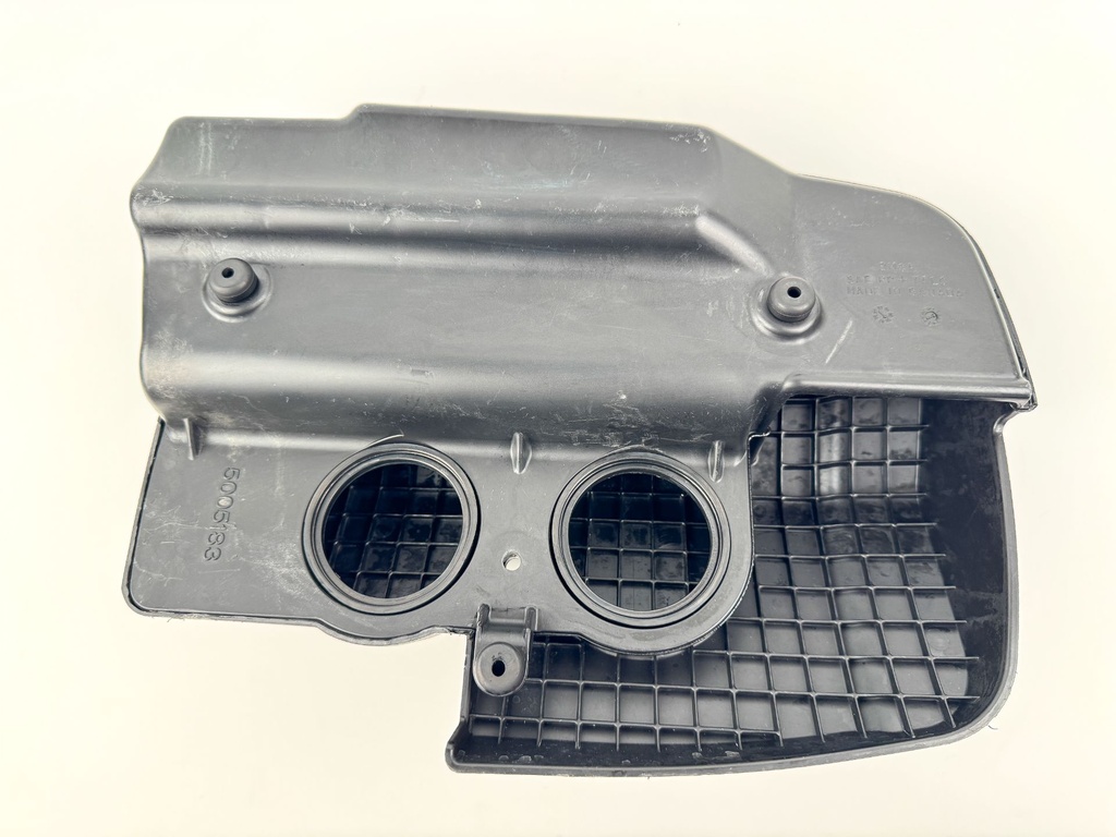 Evinrude 75 90 HP Outboard Etec Air Silencer Box Assembly 5005183 2004+