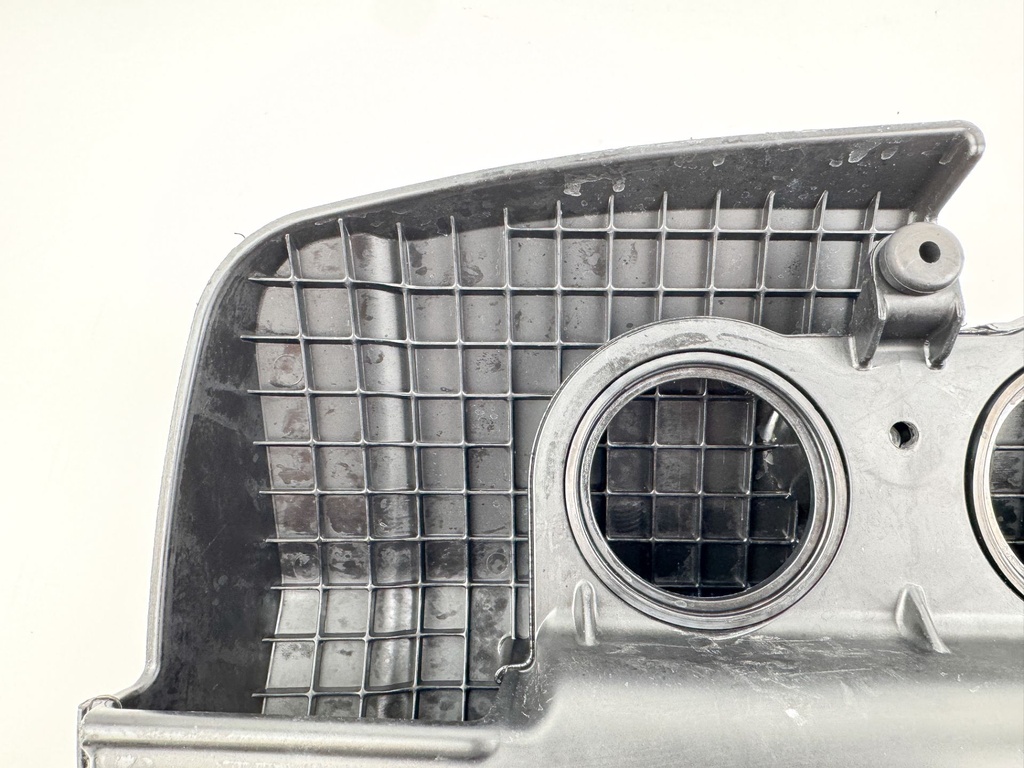 Evinrude 75 90 HP Outboard Etec Air Silencer Box Assembly 5005183 2004+