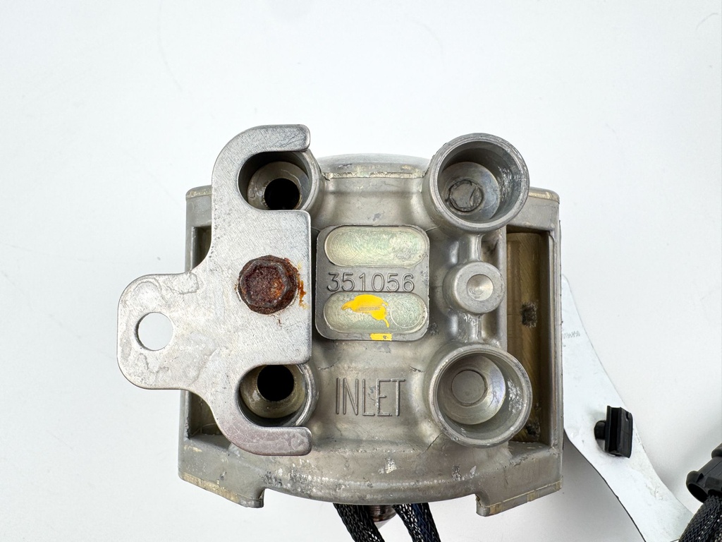 04 - 07 Evinrude 40HP - 90HP Outboard Injector Assembly 5006220