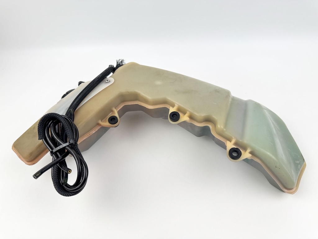 2007 Evinrude 90 HP 2 Stroke Outboard Oil Tank W/ Pump 5007254 OEM