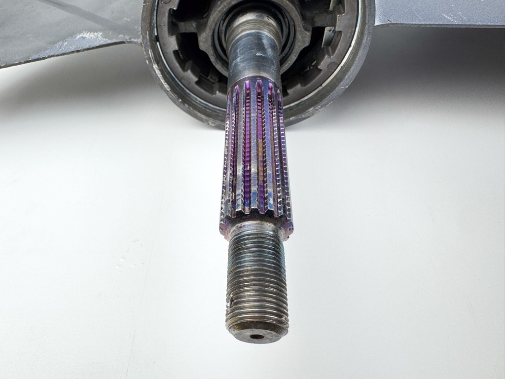 2004 + Yamaha 150HP 4 Stroke 25" Shaft Lower Unit Gear Case - Inspected