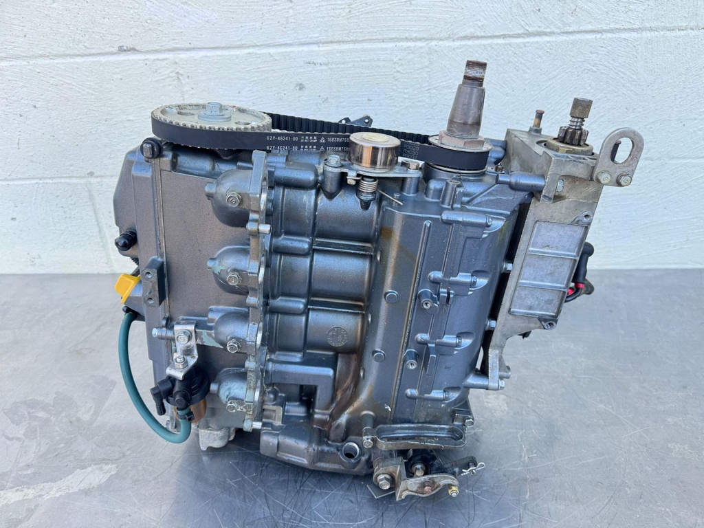 1999 Yamaha 50 HP 4 Stroke Outboard Powerhead 62Y-W009B-05-4D OEM