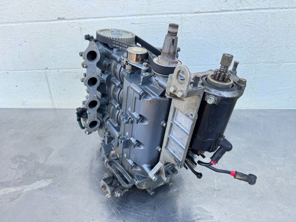 1999 Yamaha 50 HP 4 Stroke Outboard Powerhead 62Y-W009B-05-4D OEM