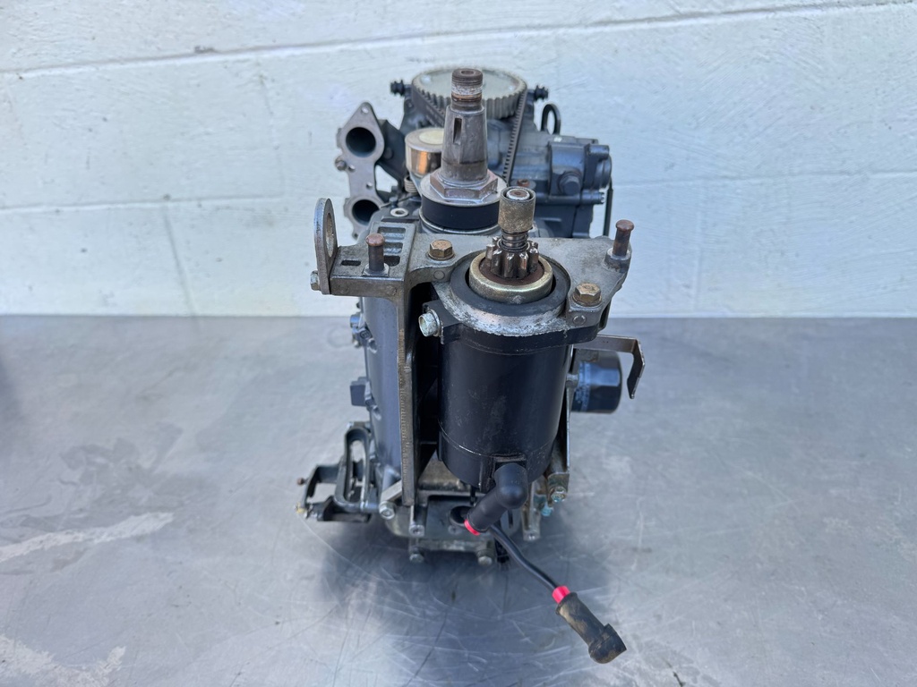 1999 Yamaha 50 HP 4 Stroke Outboard Powerhead 62Y-W009B-05-4D OEM