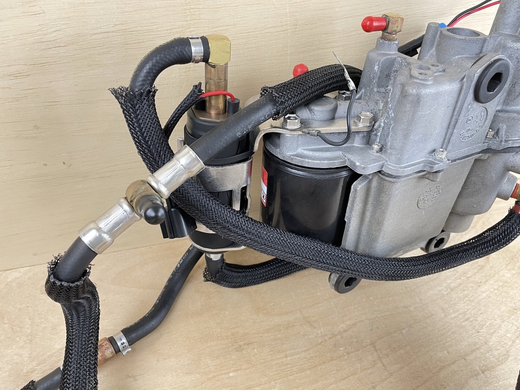 2003 Mercury 135HP Optimax DFI VST Vapor Separator Tank Fuel Pump 855432A1