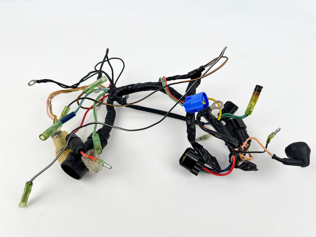 02-2003 Yamaha 50HP 4 Stroke Outboard Engine Wire Harness 64J-82590-30-00