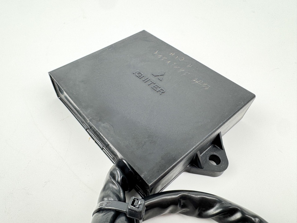 2002 Yamaha 50 HP 4 Stroke Outboard C.D.I CDI Assembly 64J-85540-01-00 OEM